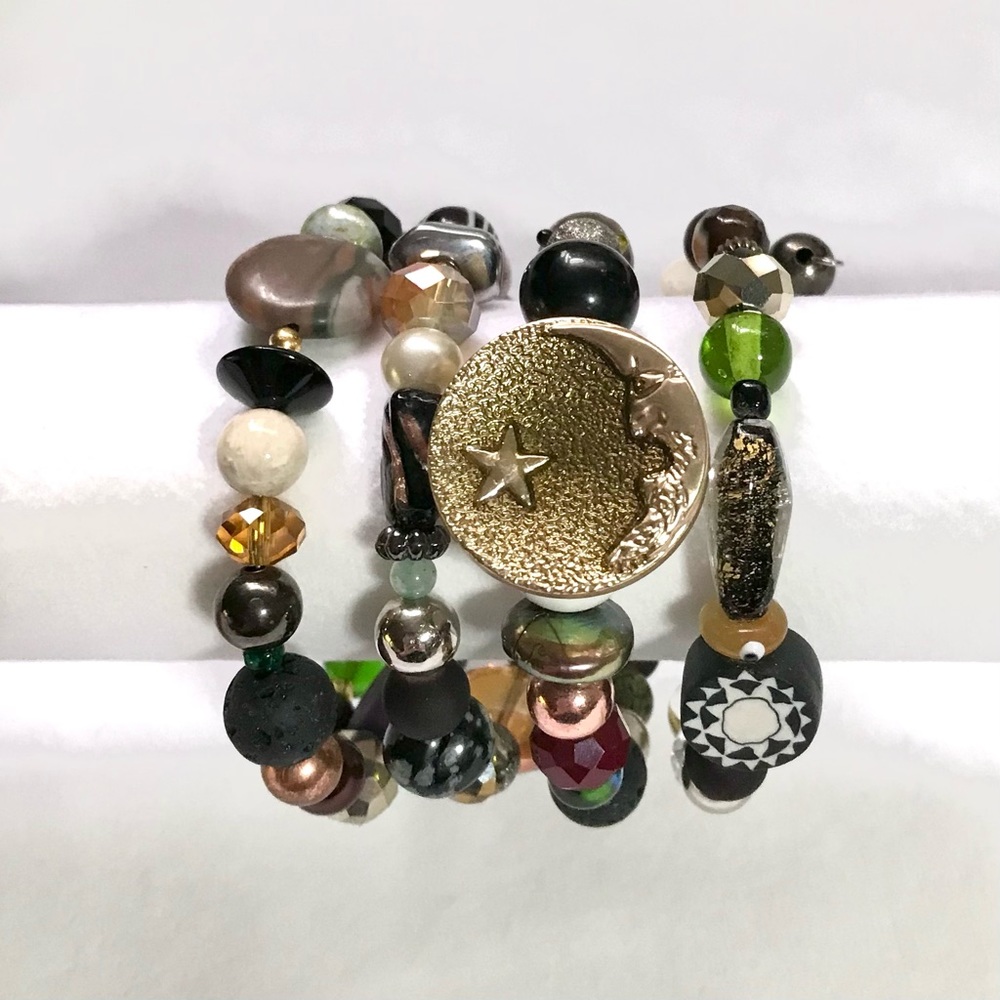 Handmade Bracelet with Vintage and Modern Elements (NB70-3H) - Picture 2 of 8